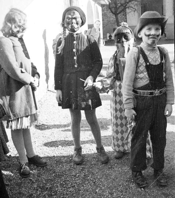 ../previews/012-Kappel1961-Fasching-2.jpg.medium.jpeg